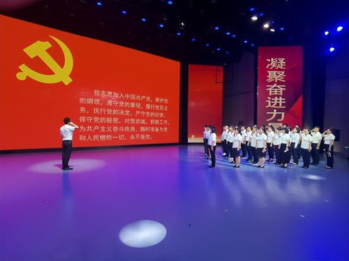 宝鸡市金台区举办非公经济组织庆祝中国共产党成立102周年 红心向党 文艺汇演暨 两优一先 表彰大会